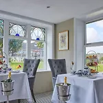 Hotel County Arms