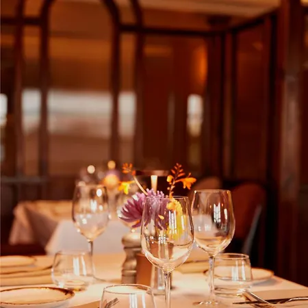 County Arms Hotel 4*