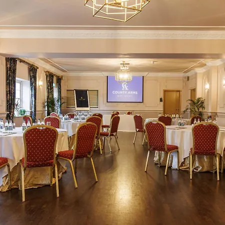 County Arms 4* Birr