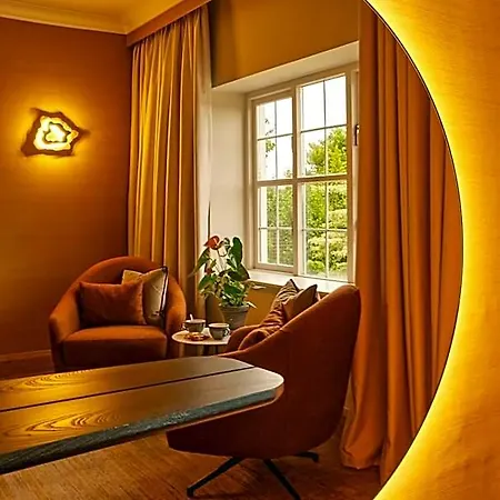 Hotel County Arms Birr