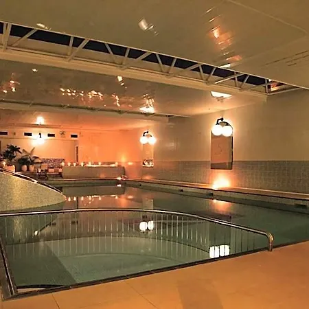 Hotel County Arms 4*