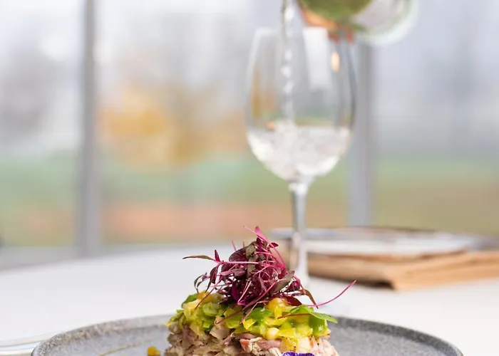 Отель County Arms 4*