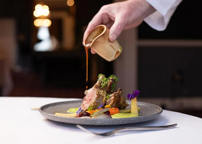 County Arms Hotel 4*