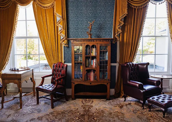 County Arms Бирр