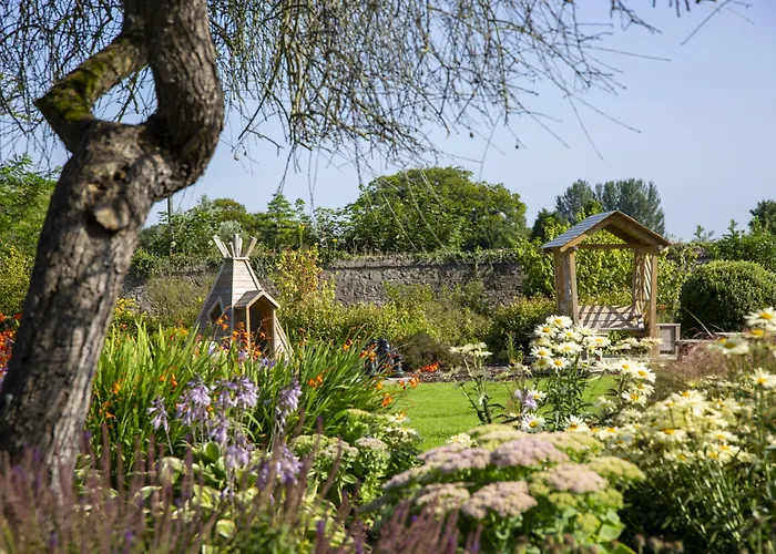 Hotel County Arms 4*